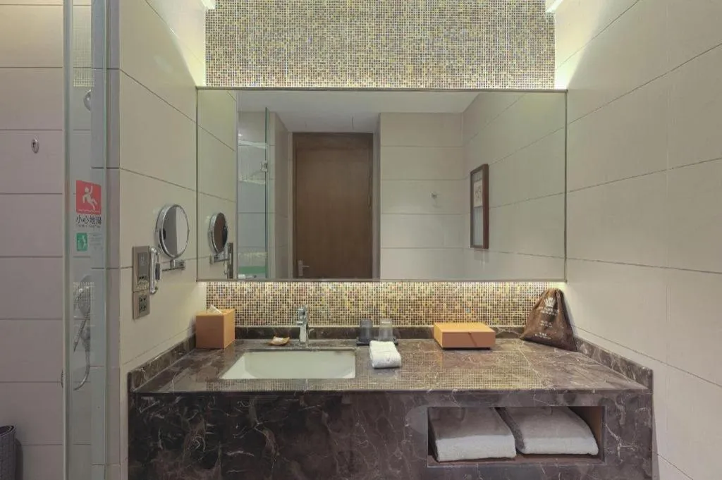 Wuhan Gleetour Hotel