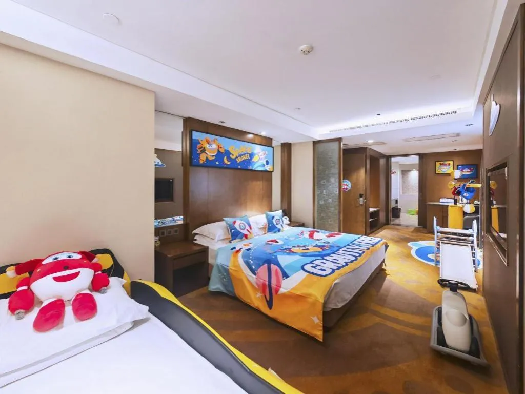 Bed in Wuhan Gleetour Hotel