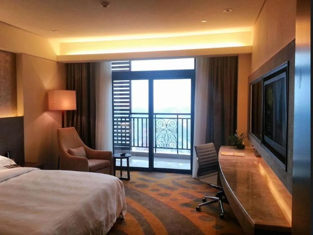 Bed in Wuhan Gleetour Hotel