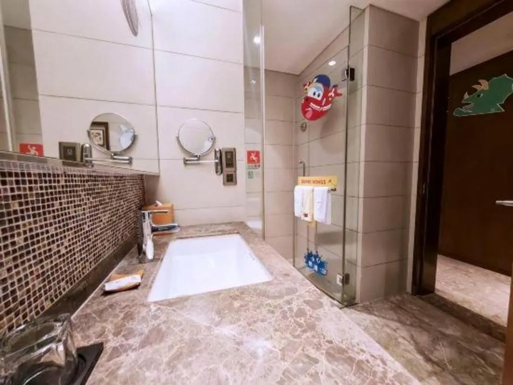 Wuhan Gleetour Hotel