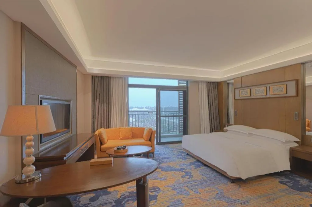 Bed in Wuhan Gleetour Hotel