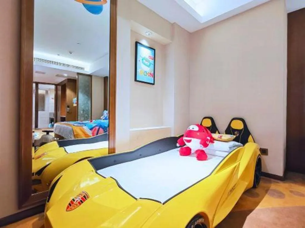 Bed in Wuhan Gleetour Hotel