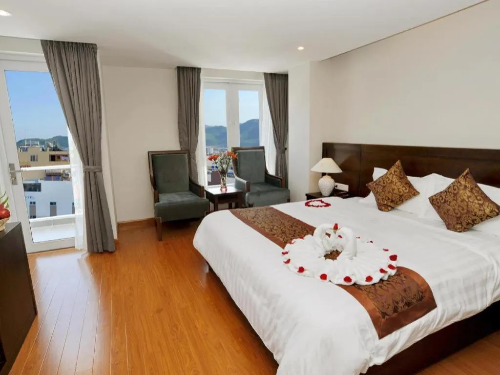 Bed in Hanoi Golden Hotel