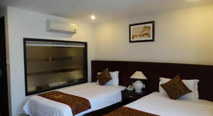 Bed in Hanoi Golden Hotel