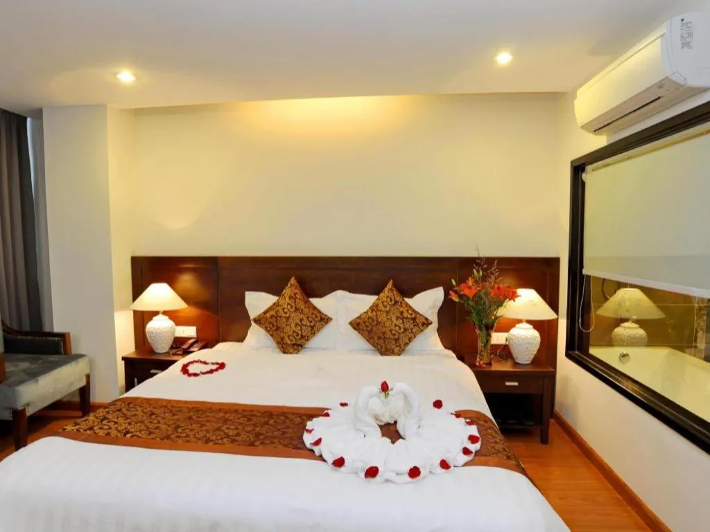 Bed in Hanoi Golden Hotel