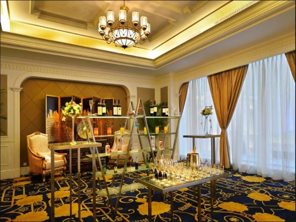 Chengdu Ren He Spring Hotel