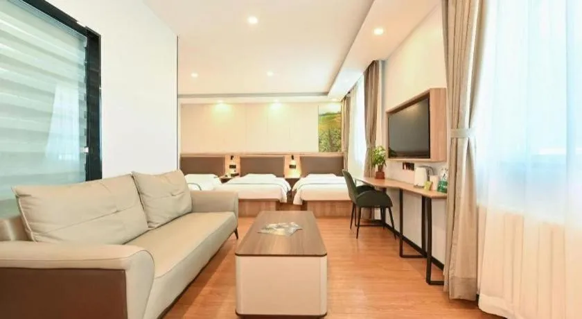 Bed in GreenTree Inn Beijing Fengtai Dongda Street Express Hotel