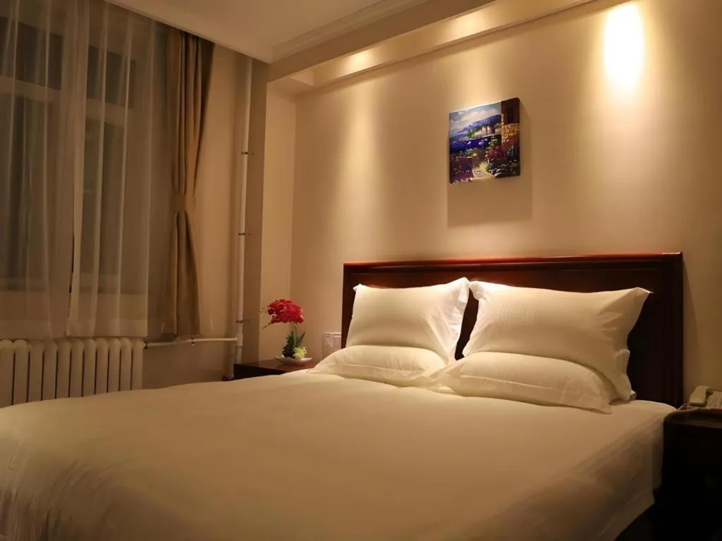 Bed in GreenTree Inn Beijing Fengtai Dongda Street Express Hotel