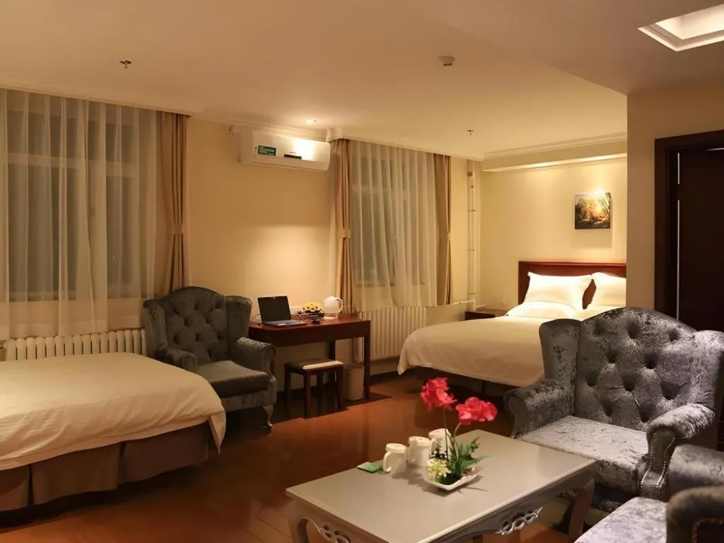 Bed in GreenTree Inn Beijing Fengtai Dongda Street Express Hotel