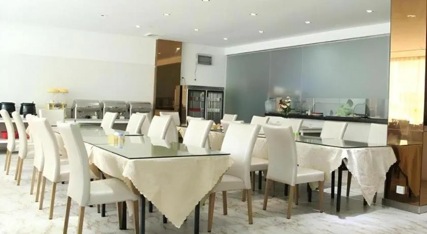 GreenTree Inn Guangzhou Panyu Bus Station Business Hotel