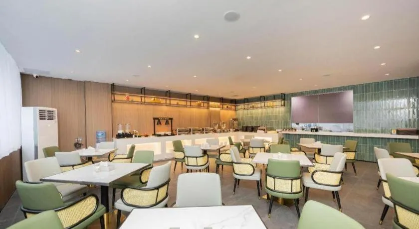 GreenTree Inn Guangzhou Panyu Bus Station Business Hotel