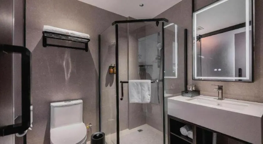 GreenTree Inn Guangzhou Panyu Bus Station Business Hotel