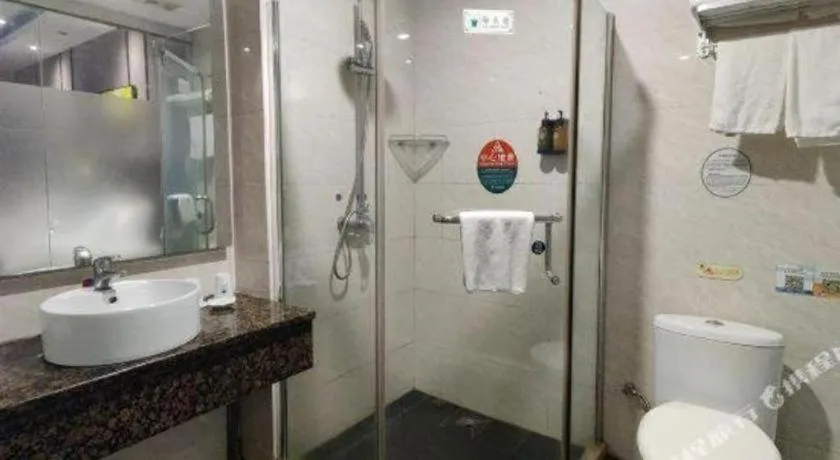 GreenTree Inn Guangzhou Panyu Bus Station Business Hotel