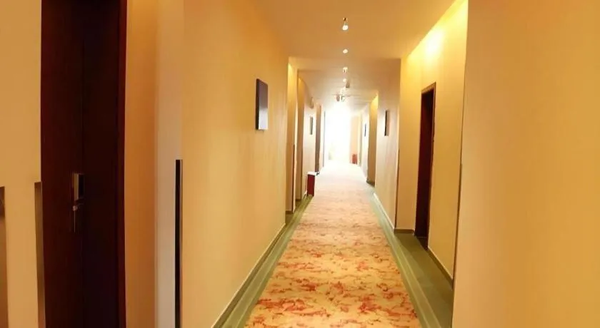 GreenTree Inn Guangzhou Panyu Bus Station Business Hotel