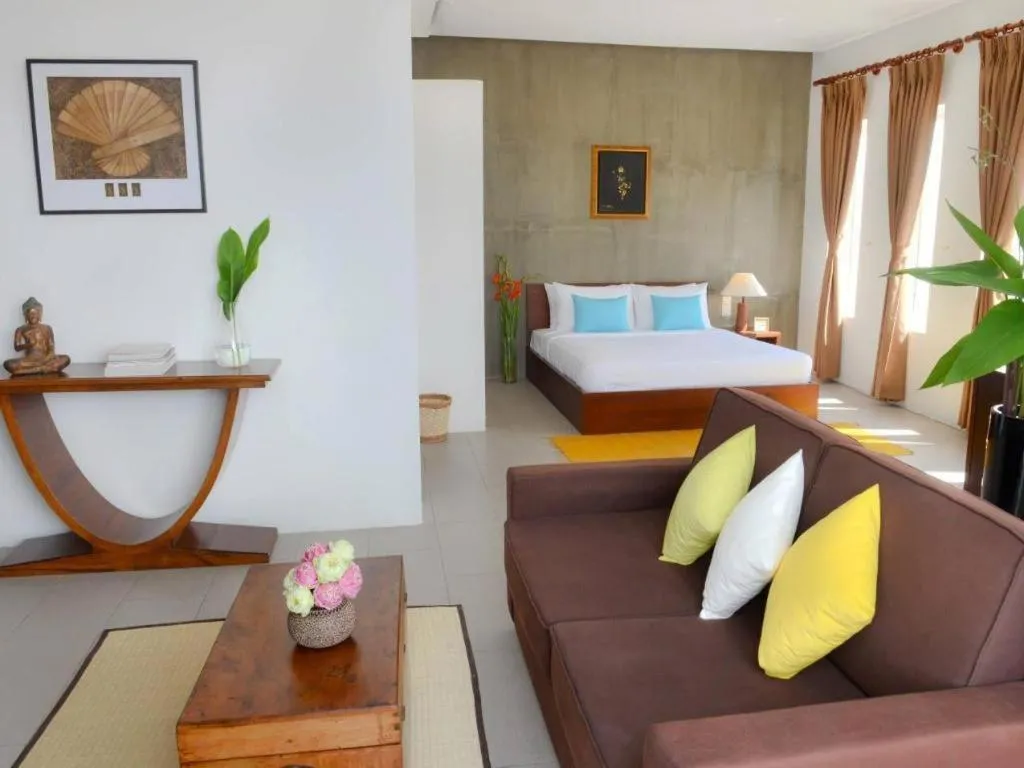 Bed in Kolab Sor Phnom Penh Hotel