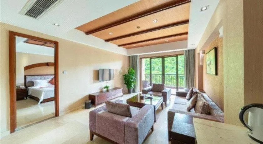 Bed in Grand Metro Park Bay Hotel