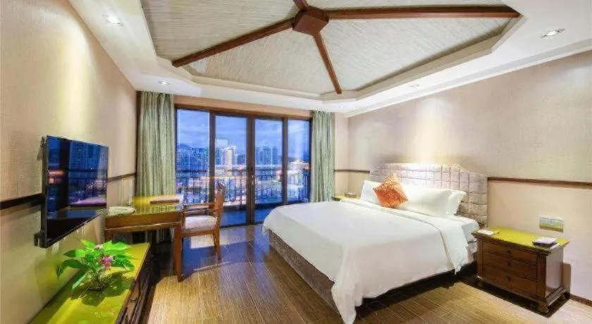 Bed in Grand Metro Park Bay Hotel