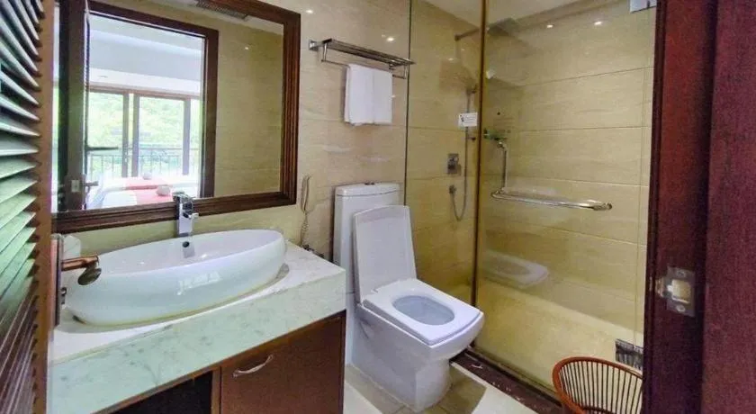 Grand Metro Park Bay Hotel