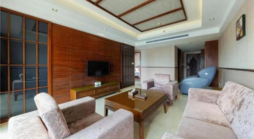 Grand Metro Park Bay Hotel