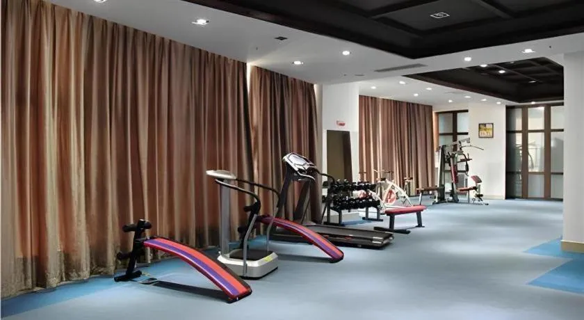 Grand Metro Park Bay Hotel