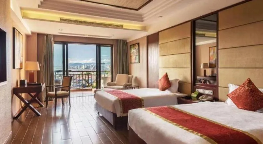 Bed in Grand Metro Park Bay Hotel