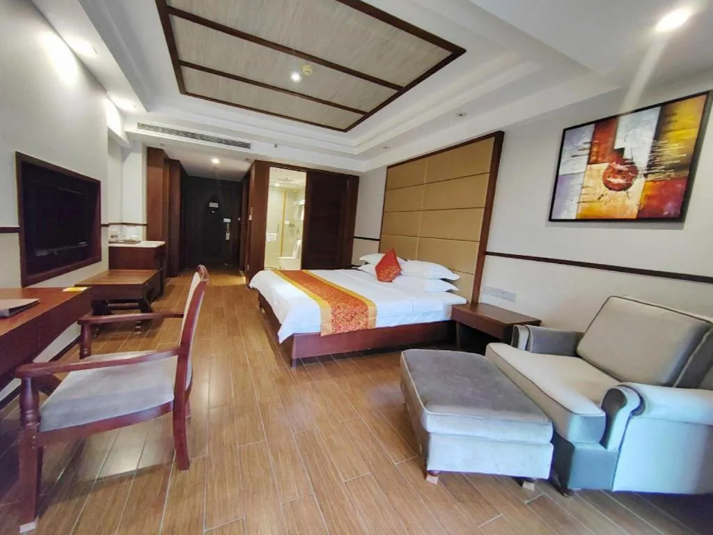 Bed in Grand Metro Park Bay Hotel