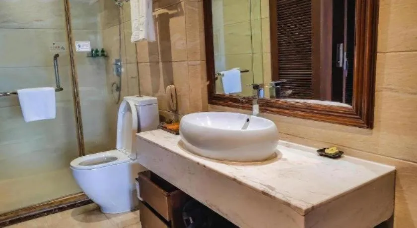 Grand Metro Park Bay Hotel