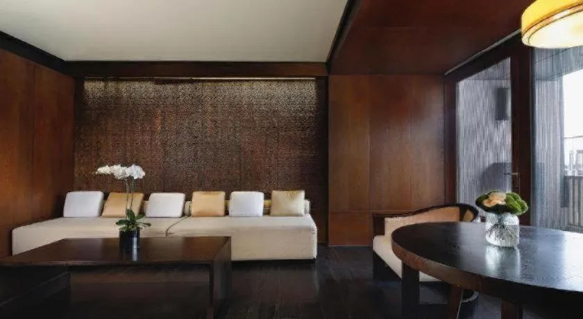 OCT Bay Breeze Hotel