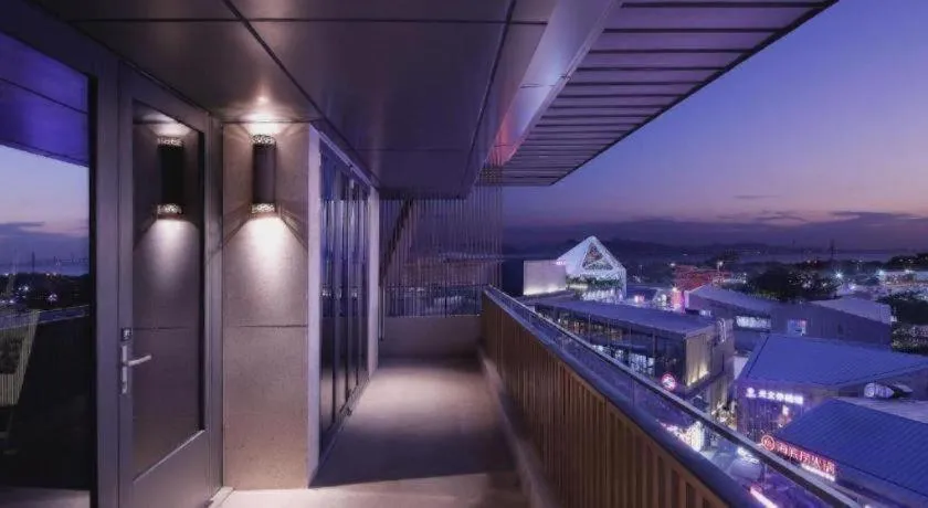 OCT Bay Breeze Hotel