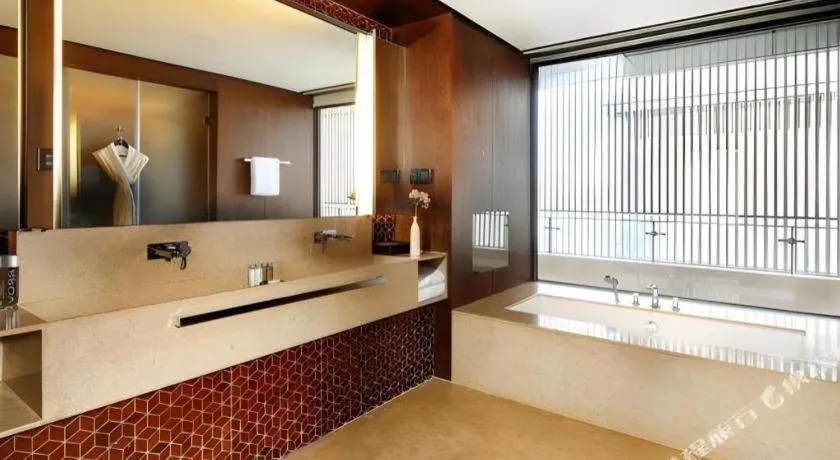 OCT Bay Breeze Hotel