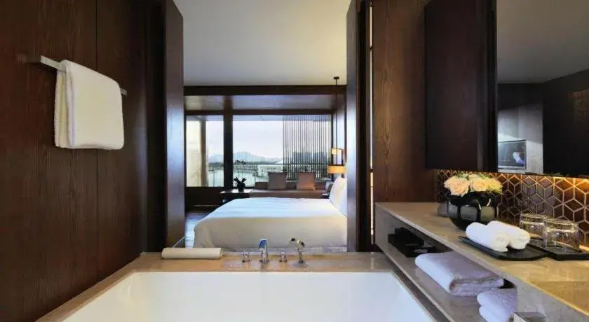 Bed in OCT Bay Breeze Hotel Bed in OCT Bay Breeze Hotel