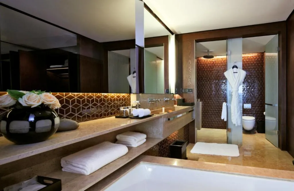 OCT Bay Breeze Hotel