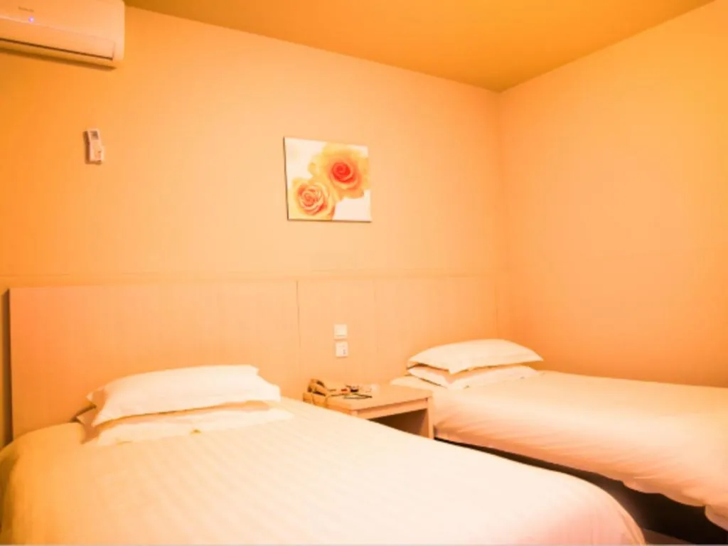 Bed in Jinjiang Inn Baotou Wenhua Road