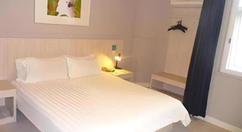 Bed in Jinjiang Inn Baotou Wenhua Road