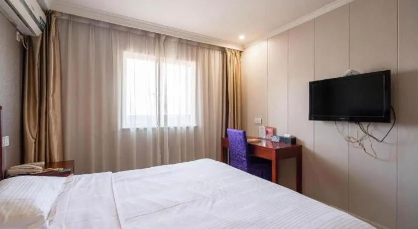 Bed in GreenTree Inn Wuxi Guangrui Road Hotel