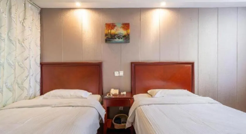 Bed in GreenTree Inn Wuxi Guangrui Road Hotel