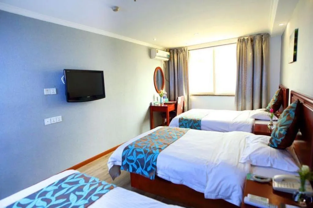 Bed in GreenTree Inn Wuxi Guangrui Road Hotel
