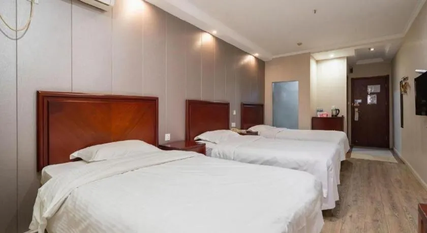 Bed in GreenTree Inn Wuxi Guangrui Road Hotel