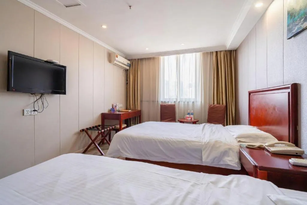 Bed in GreenTree Inn Wuxi Guangrui Road Hotel