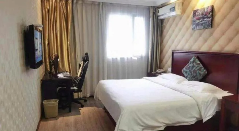 Bed in GreenTree Inn Wuxi Guangrui Road Hotel