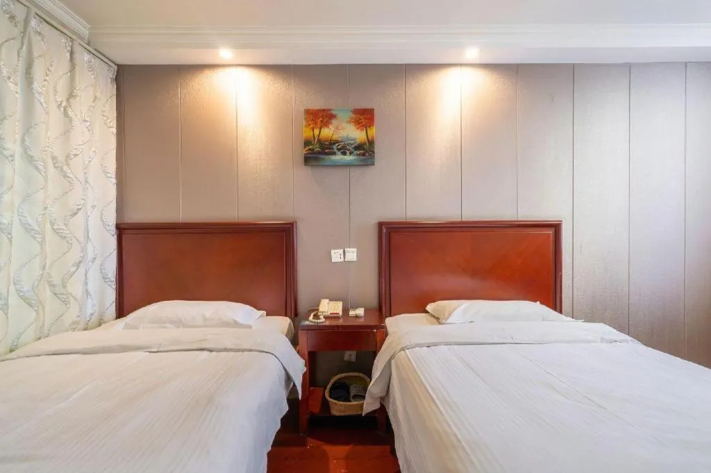 Bed in GreenTree Inn Wuxi Guangrui Road Hotel