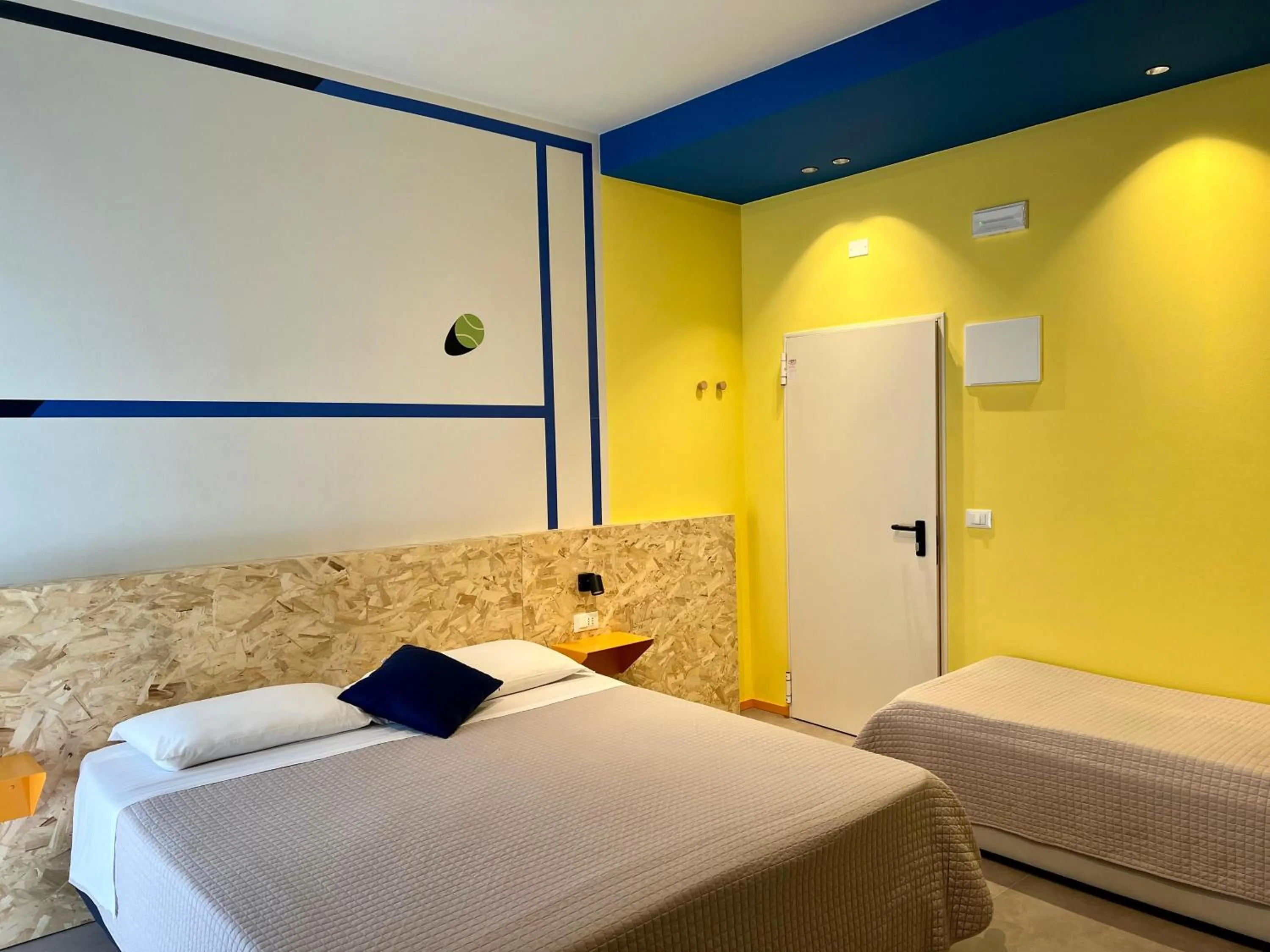 Bed in Fantini Club Hotel