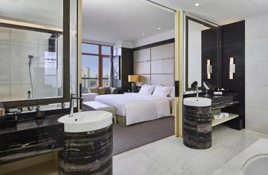 Bed in Banyan Tree Tianjin Riverside