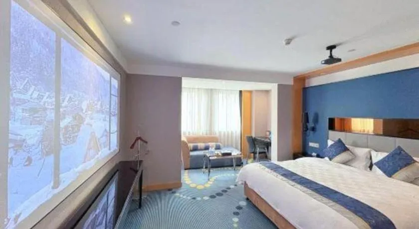 Bed in Grand Skylight Hotel KaiMei