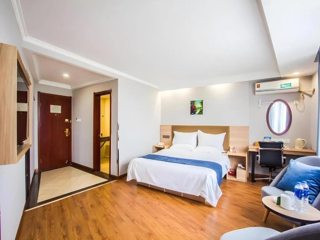 Bed in GreenTree Inn Jiaxing Tongxiang Tudian Express Hotel