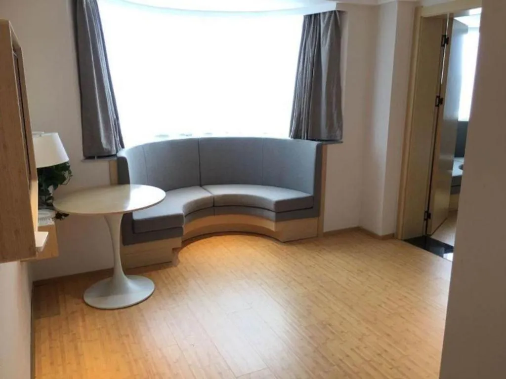 GreenTree Inn Lianyungang Suning Square Hualian Mantion Hotel