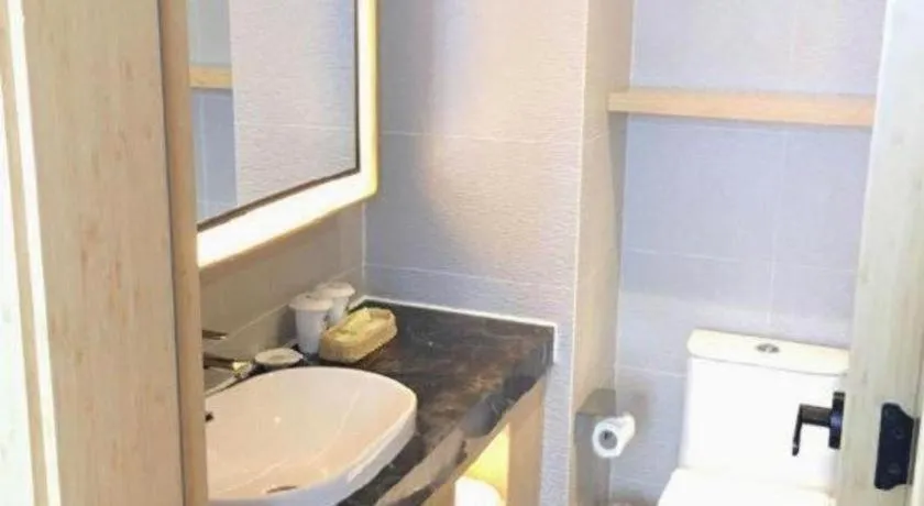 GreenTree Inn Lianyungang Suning Square Hualian Mantion Hotel