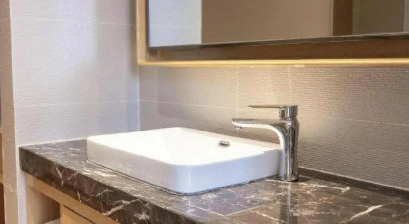 GreenTree Inn Lianyungang Suning Square Hualian Mantion Hotel