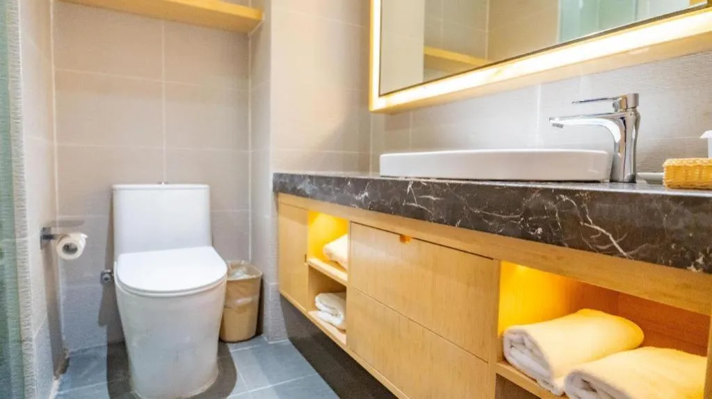 GreenTree Inn Lianyungang Suning Square Hualian Mantion Hotel