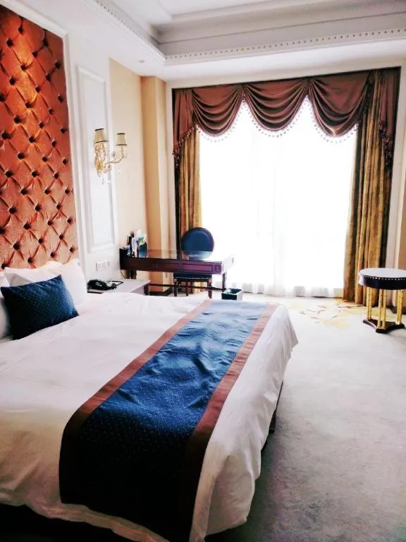 Bed in Eurasia Convention International Hotel
